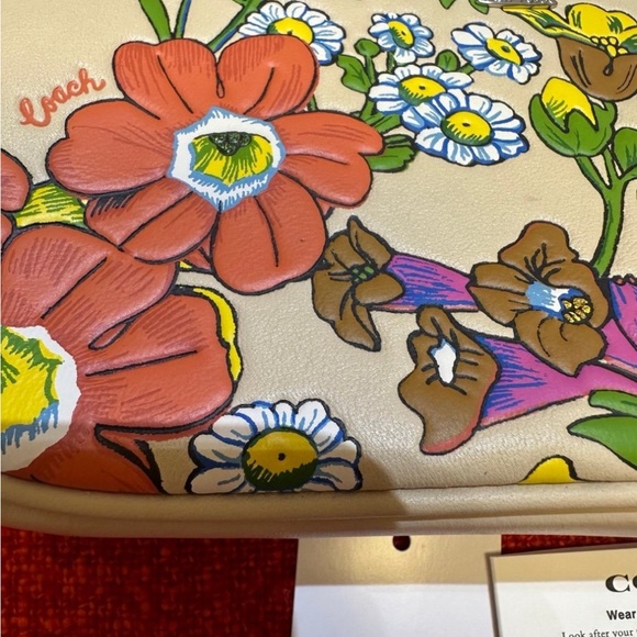 ❤️❤️❤️Coach Nolita 19 Bag with Floral Print/silvertone hardware CR365❤️❤️❤️ - Picture 2 of 11